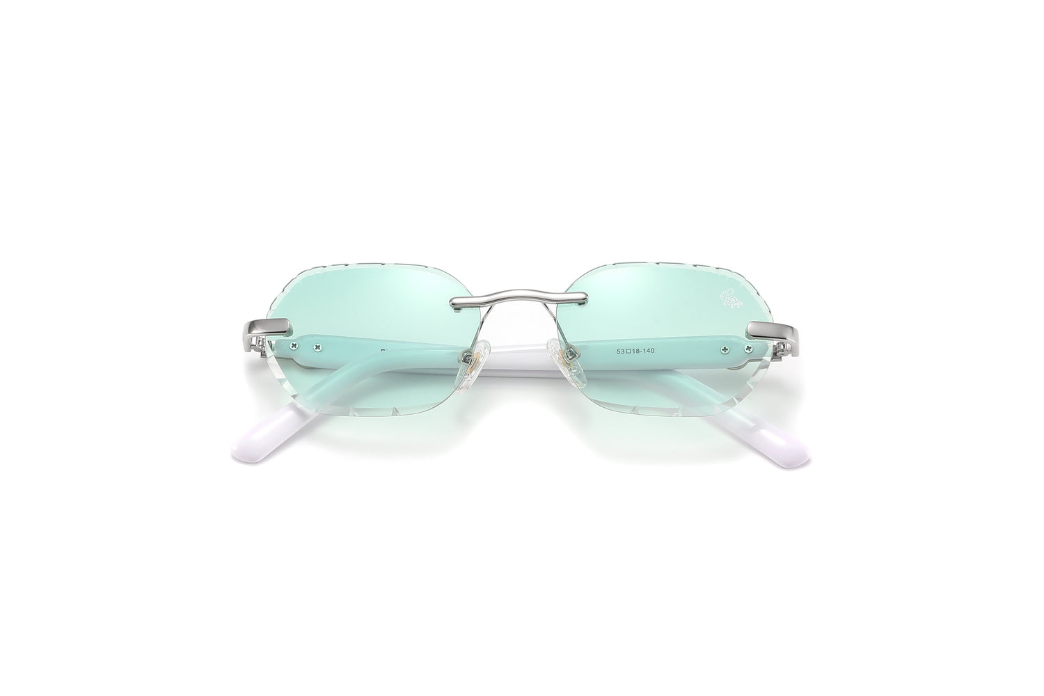 Diamond Cut Willow Green Silver | White